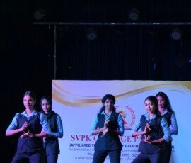 filter: 0; fileterIntensity: 0.000000; filterMask: 0; captureOrientation: 90;
niceRunStatus: 22; hdrForward: 4; shaking: 0.000000; highlight: 0; algolist: 0;
multi-frame: 1;
brp_mask: 0;
brp_del_th: 0.0000,0.0000;
brp_del_sen: 0.0000,0.0000;
delta:1;
bokeh:1;
ispap:1;
papproctime: 2026:01:30 10:11:00;
module: portrait;hw-remosaic: false;touch: (-1.0, -1.0);sceneMode: 12582912;cct_value: 0;AI_Scene: (13, 0);aec_lux: 270.0;aec_lux_index: 0;albedo: ;confidence: ;motionLevel: 0;weatherinfo: weather:null, icon:null, weatherInfo:100;temperature: 38;zeissColor: bright;